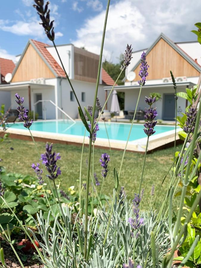 Weinberg Chalets Eisenberg an der Pinka Eksteriør billede